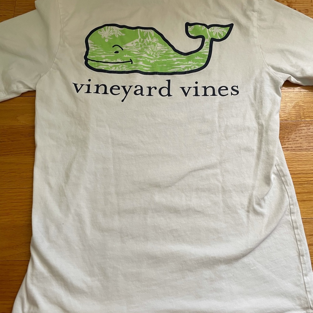 Vineyard vines Tshirt